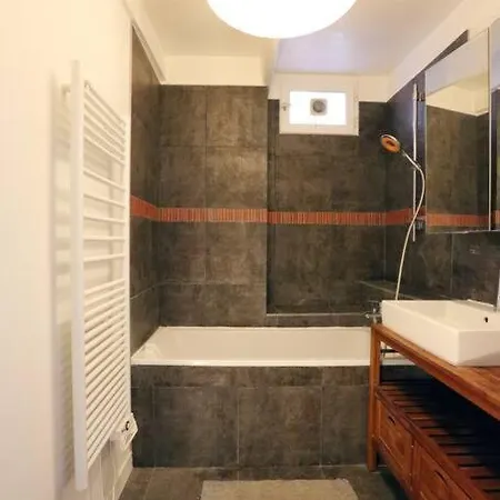 Designer's Place, Republique Appartement