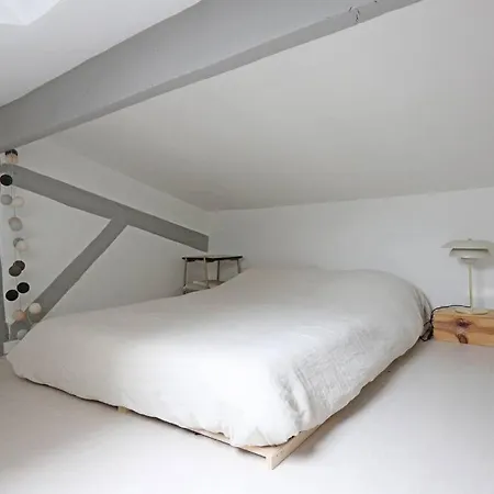 Designer's Place, Republique Appartement *